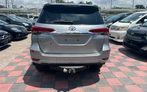 Toyota Fortuner 2017 Gray