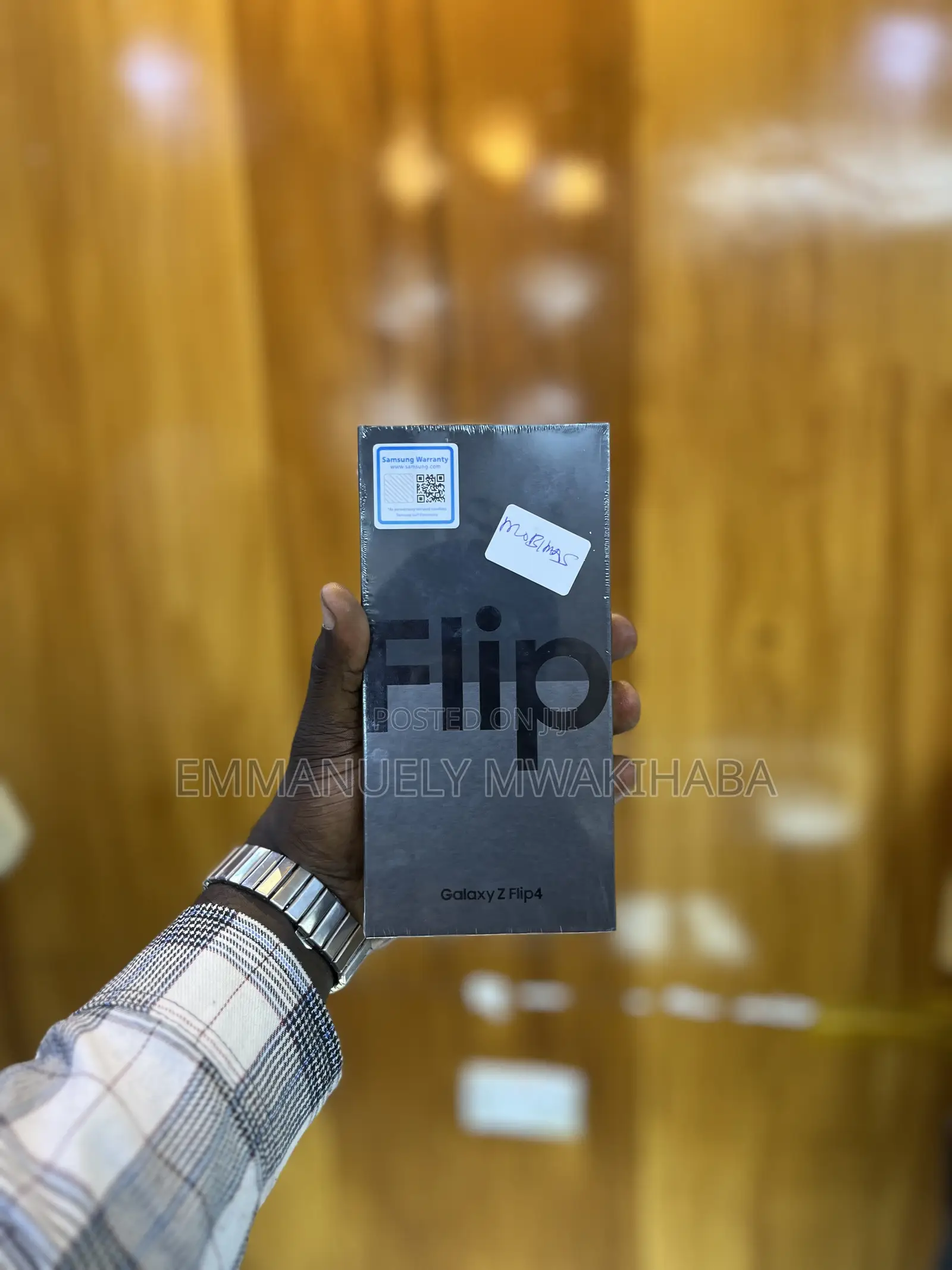 New Samsung Galaxy Z Flip4 128 GB Black