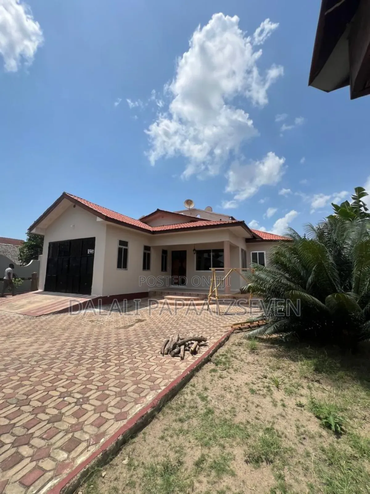 3bdrm House in Dalalipapaatzseven, Kinondoni for rent