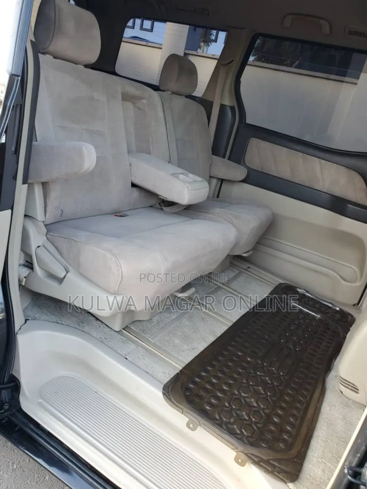 Toyota Alphard 2006 Black
