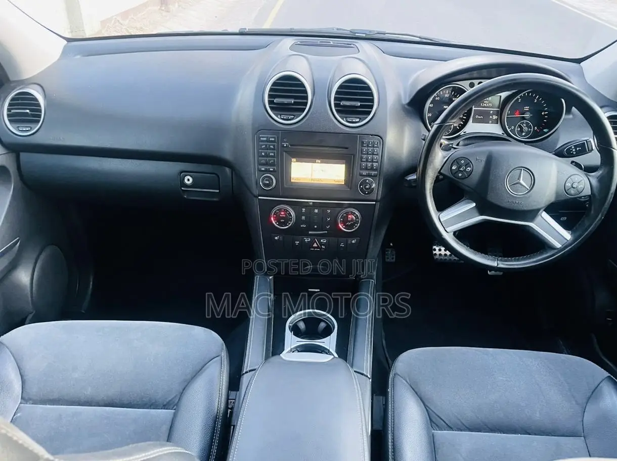 Mercedes-Benz M Class ML 350 BlueTEC 4Matic 2011 Black