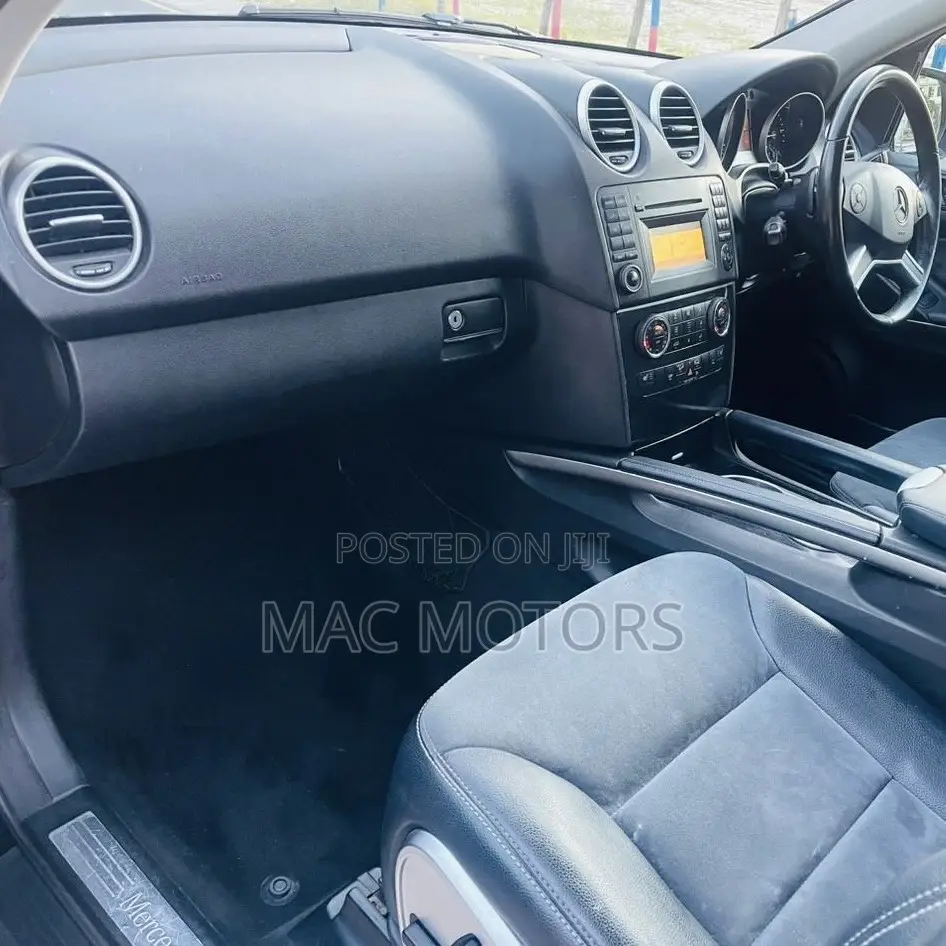 Mercedes-Benz M Class ML 350 BlueTEC 4Matic 2011 Black