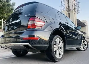 Mercedes-Benz M Class ML 350 BlueTEC 4Matic 2011 Black