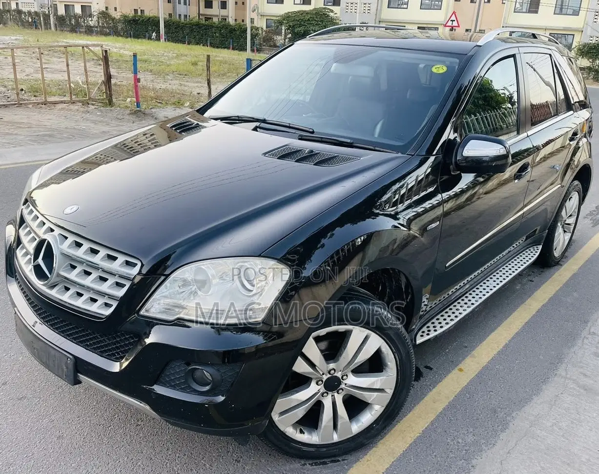Mercedes-Benz M Class ML 350 BlueTEC 4Matic 2011 Black