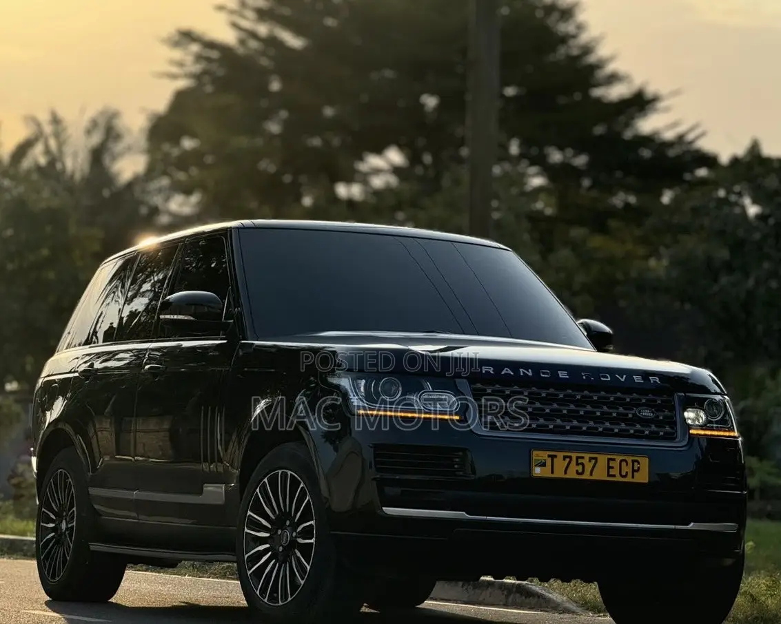 Land Rover Range Rover Vogue 2015 Black
