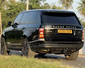 Land Rover Range Rover Vogue 2015 Black