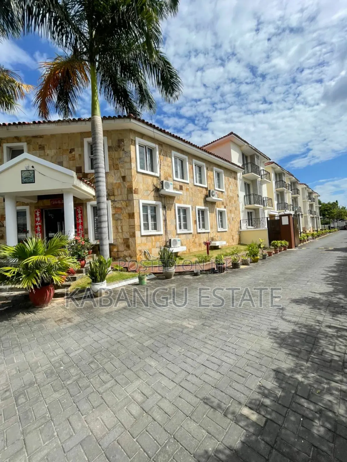 Furnished 2bdrm Apartment in Oysterbay for rent