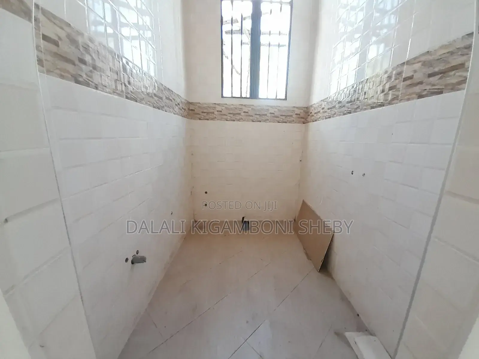 5bdrm House in Kigamboni Ungindoni for sale