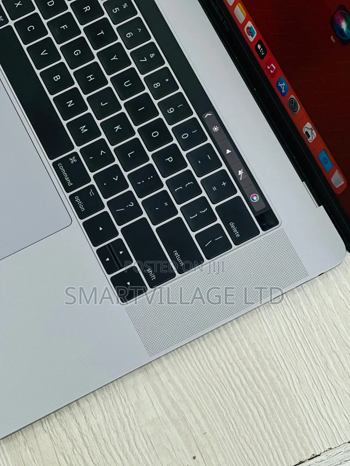 Laptop Apple MacBook Pro 2017 16GB Intel Core I7 SSD 256GB