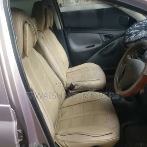 Toyota Vitz 2000 Pink