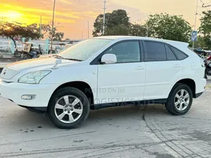 Toyota Harrier 2005 White