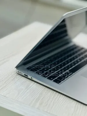 Laptop Apple MacBook Air 2017 8GB Intel Core I5 SSD 256GB