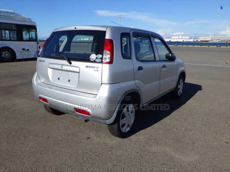 Suzuki Swift 2004 Silver