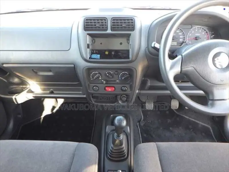 Suzuki Swift 2004 Silver