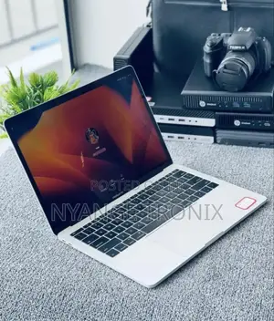 Laptop Apple MacBook Pro 2017 16GB Intel Core I7 SSD 512GB