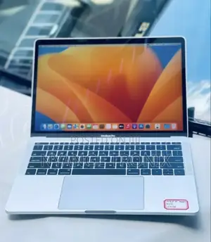Laptop Apple MacBook Pro 2017 16GB Intel Core I7 SSD 512GB