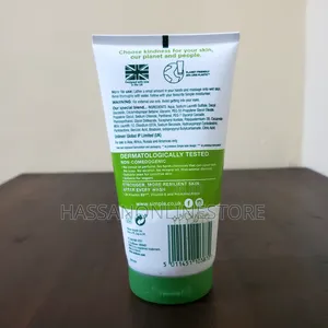 Simple Moisturising Facial Wash - 150ml