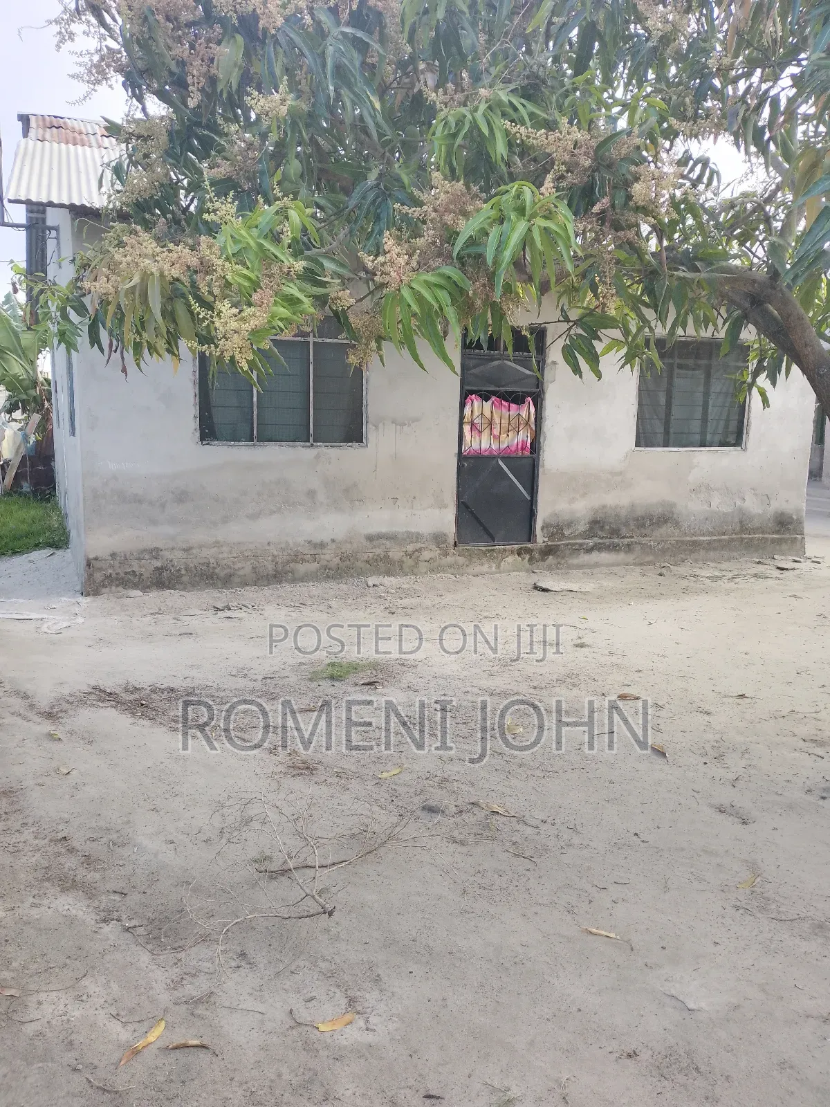 4bdrm House in Tanzania Daresalaam, Ilala for sale
