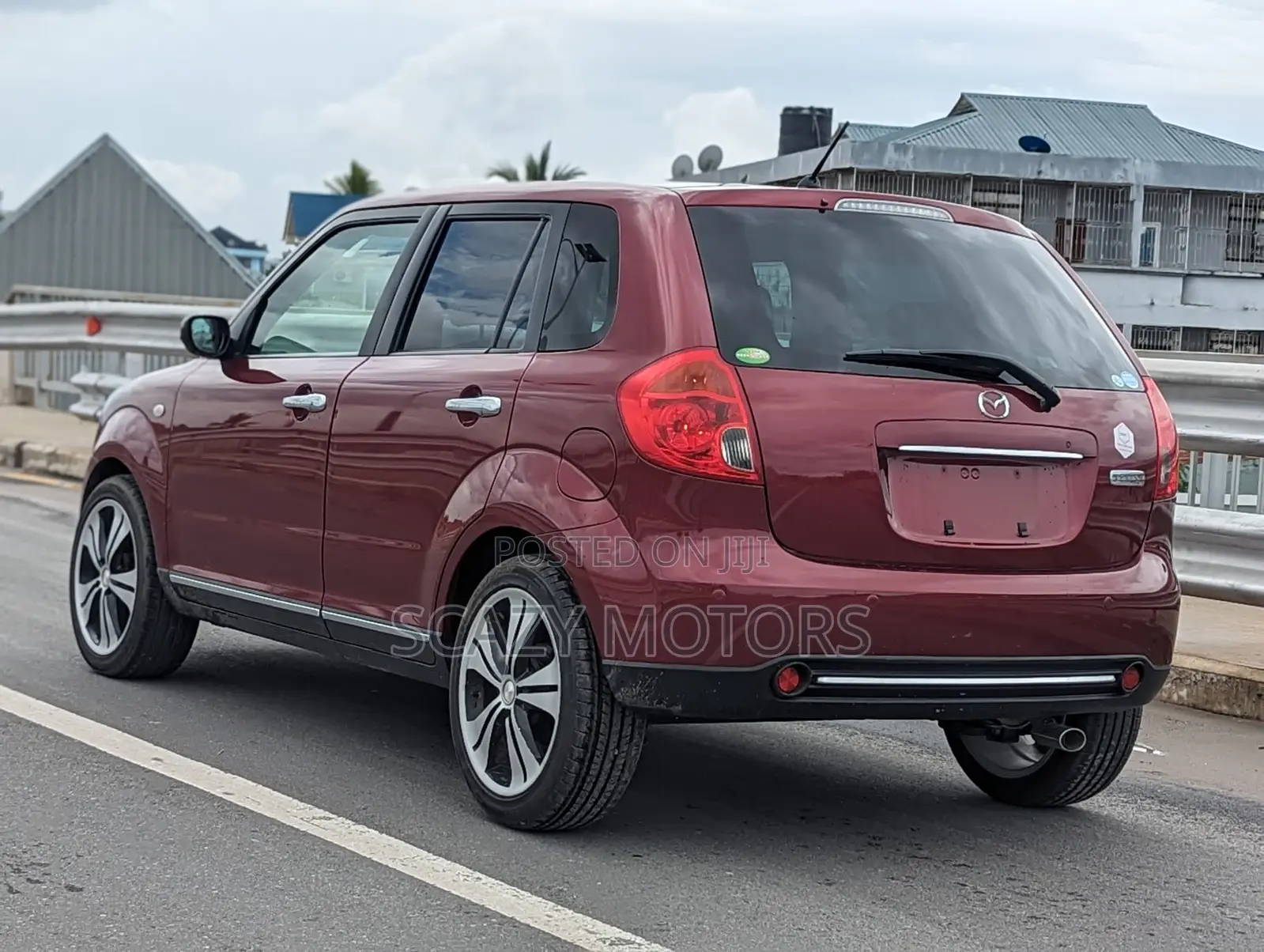 Mazda Verisa 2011
