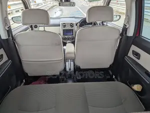 Mazda Verisa 2011