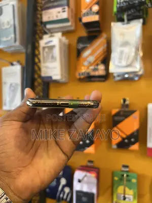 Apple iPhone 11 Pro 64 GB Gold