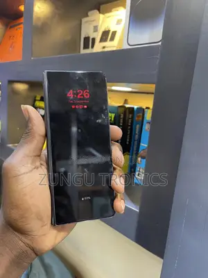 New Samsung Galaxy Z Fold 3 256 GB Black