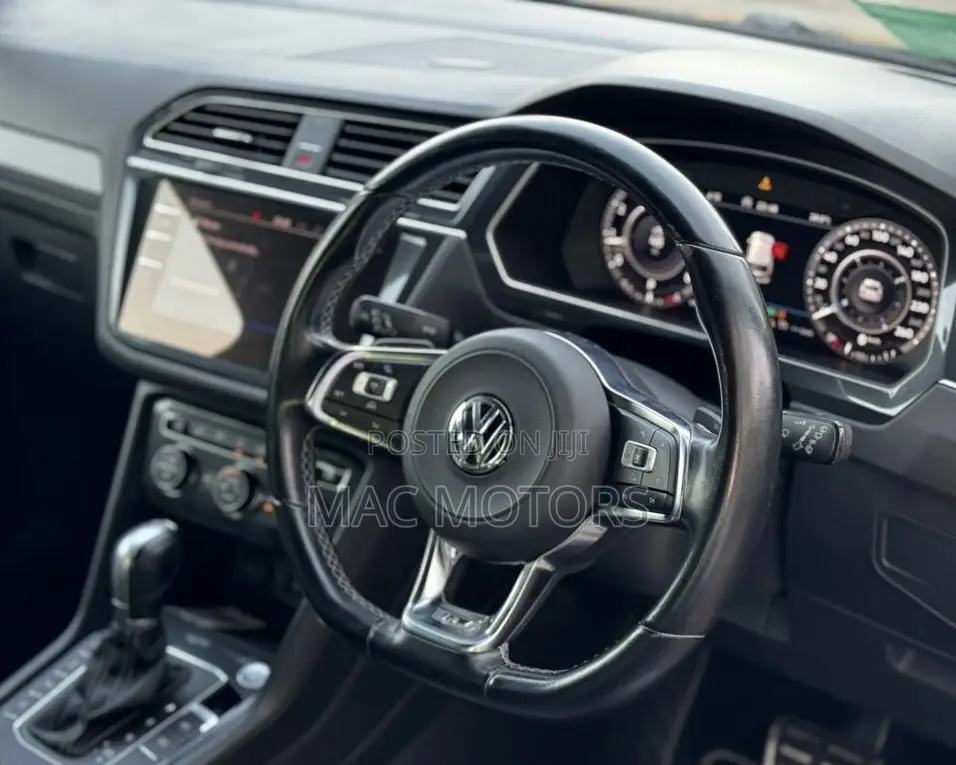 Volkswagen Tiguan 2017 Black