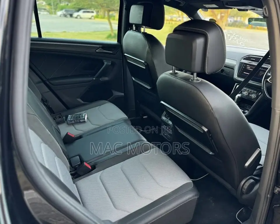 Volkswagen Tiguan 2017 Black
