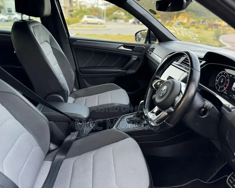 Volkswagen Tiguan 2017 Black