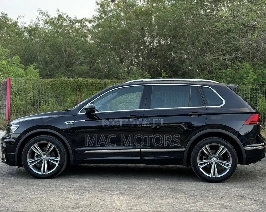 Volkswagen Tiguan 2017 Black