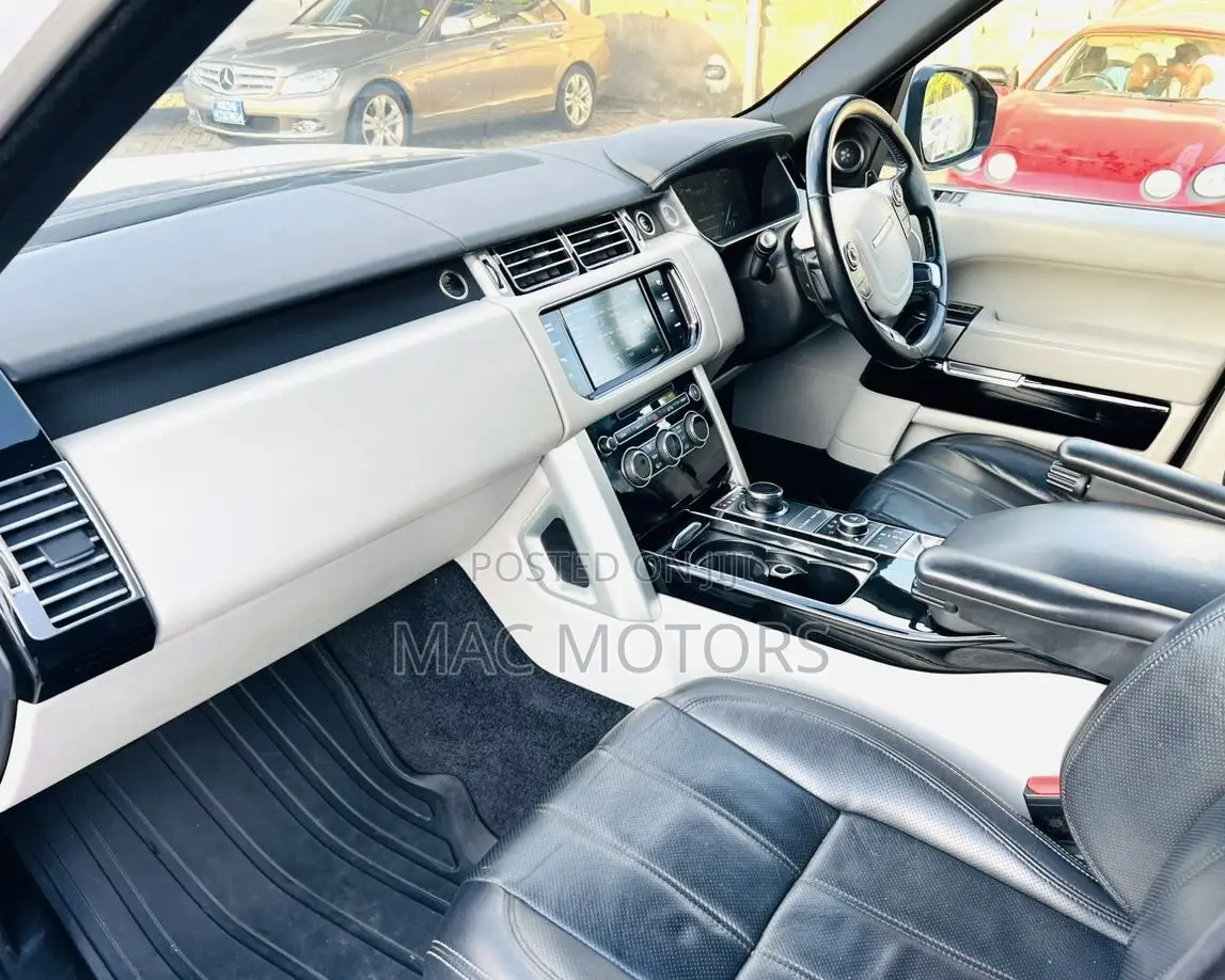 Land Rover Range Rover Vogue 2014 White