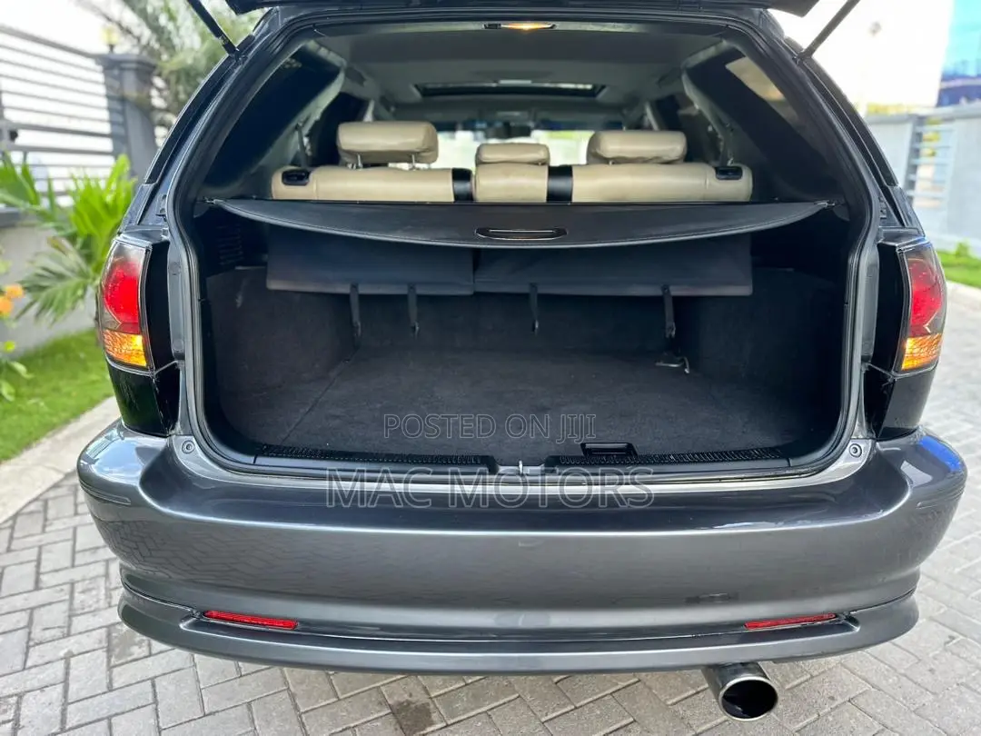 Toyota Harrier 2.4 16V 2001 Black