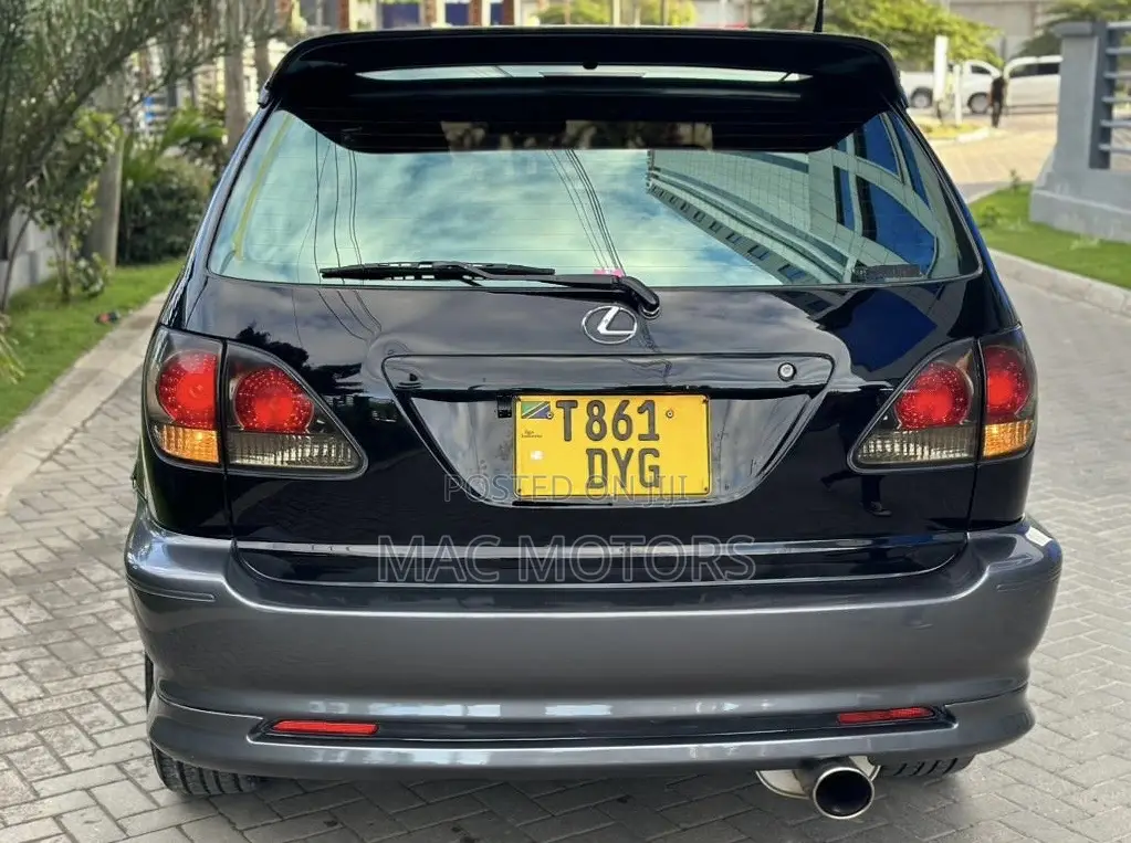 Toyota Harrier 2.4 16V 2001 Black