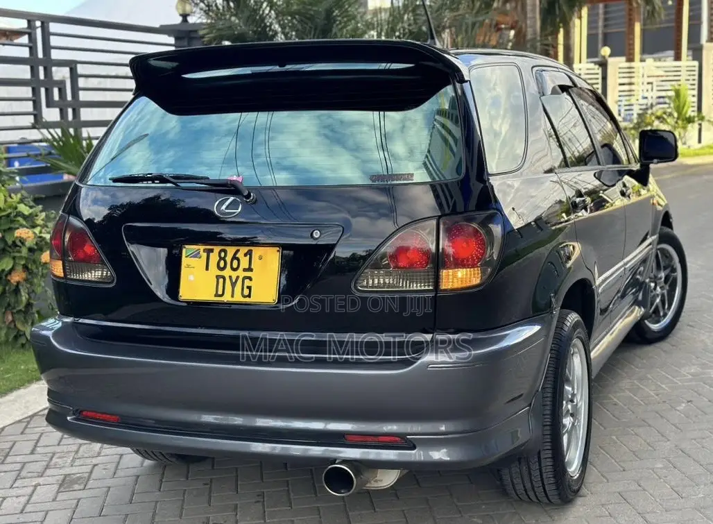 Toyota Harrier 2.4 16V 2001 Black