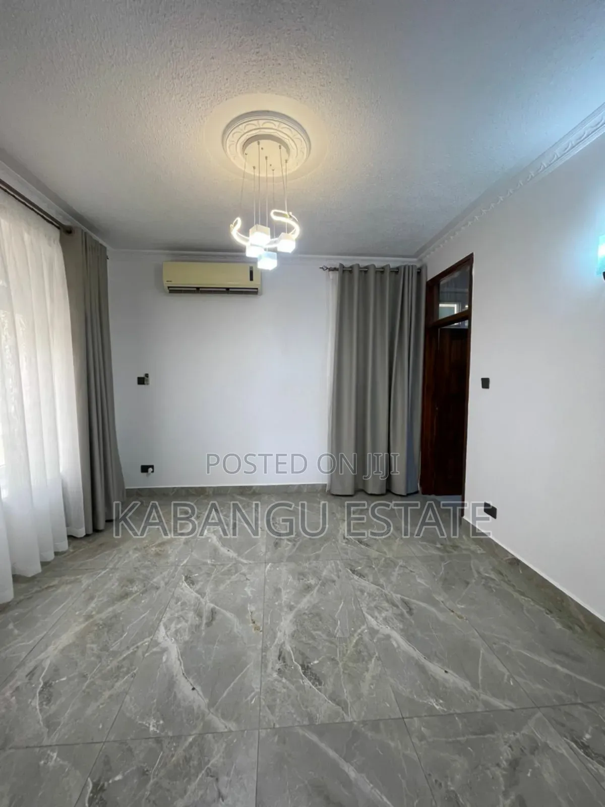 4bdrm Villa in Masaki for rent