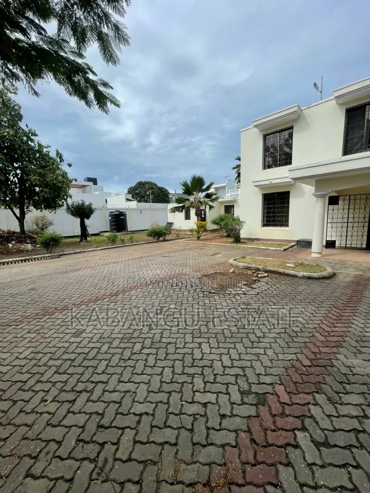 4bdrm House in Masaki for rent
