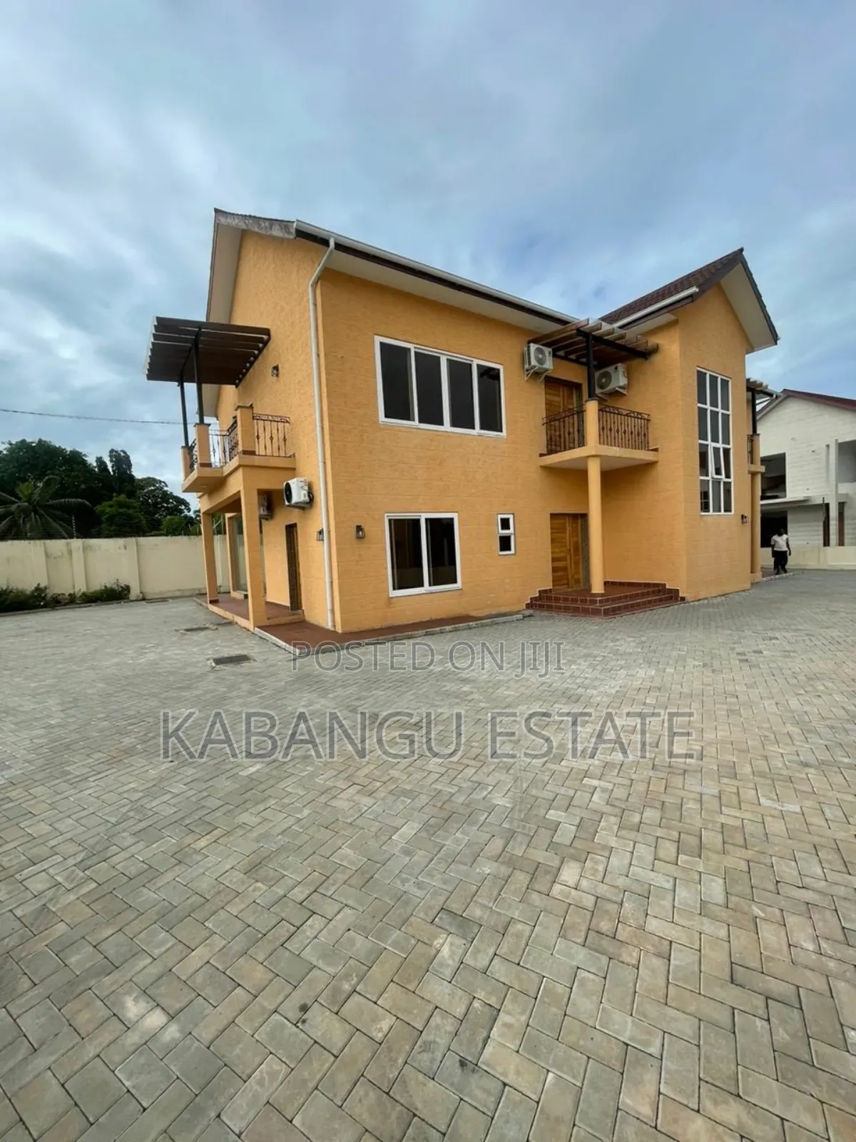 6bdrm House in Oytserbay for rent