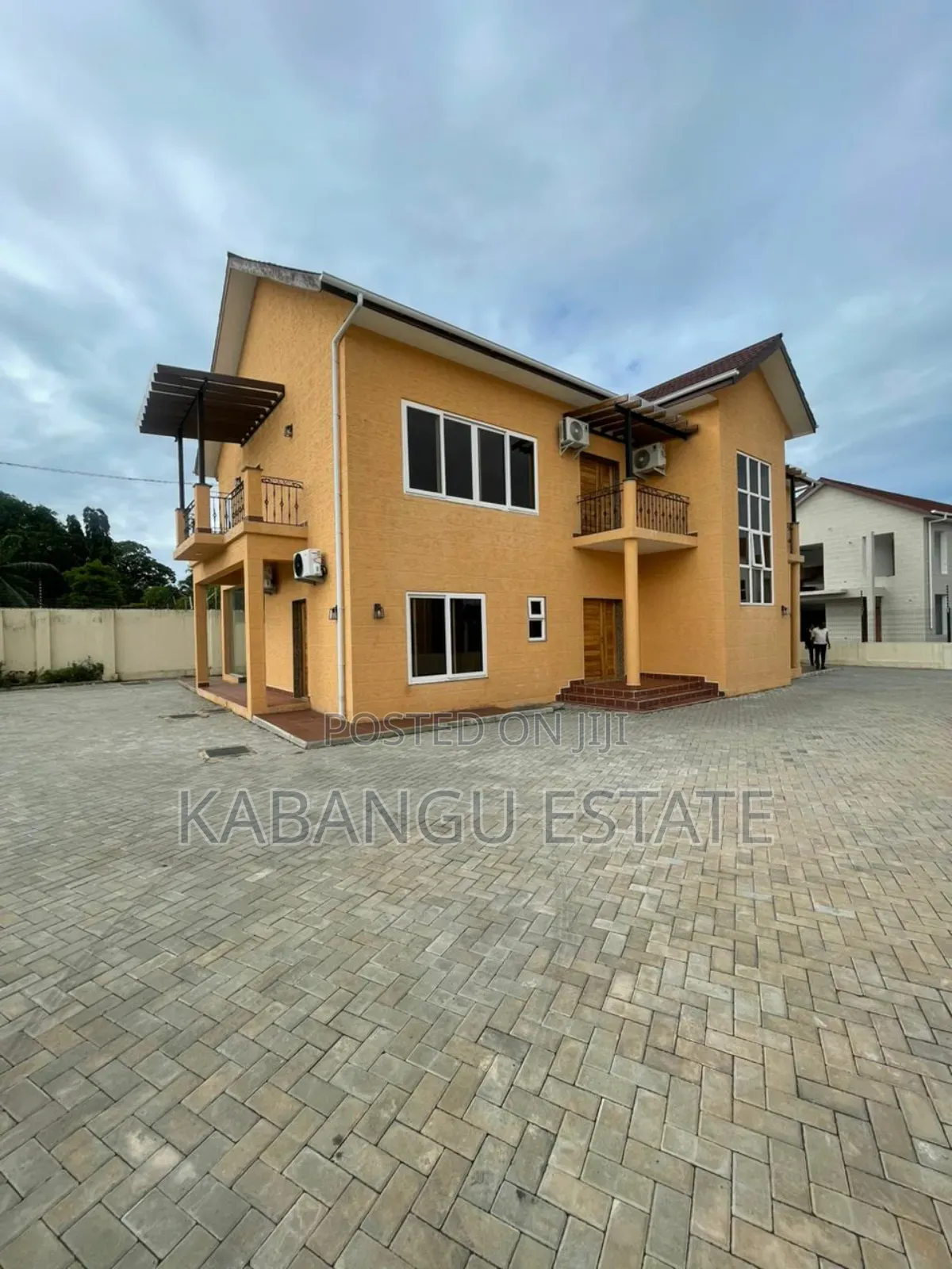 6bdrm House in Oytserbay for rent