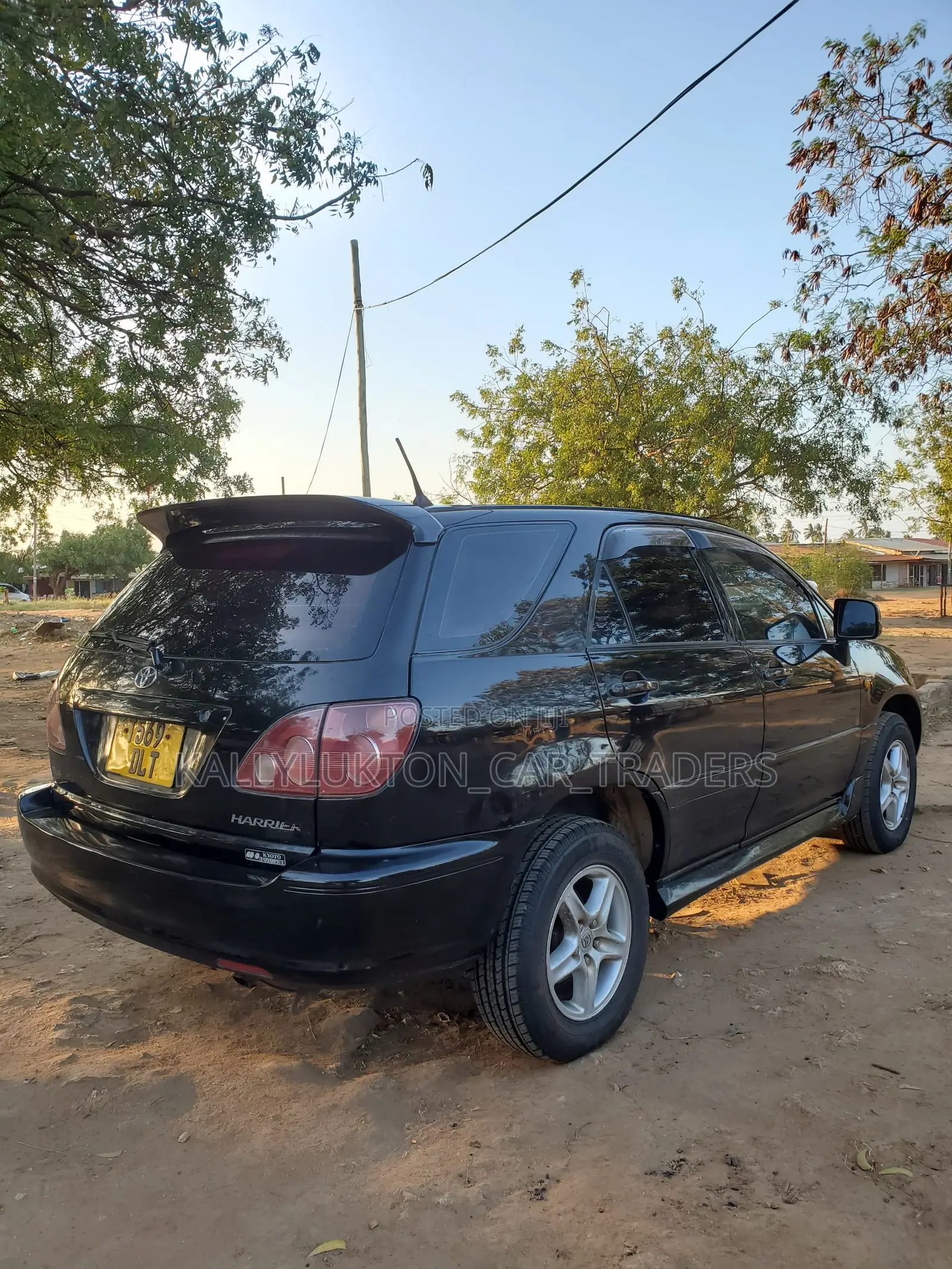 Toyota Harrier 2004 Black