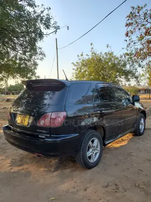 Toyota Harrier 2004 Black