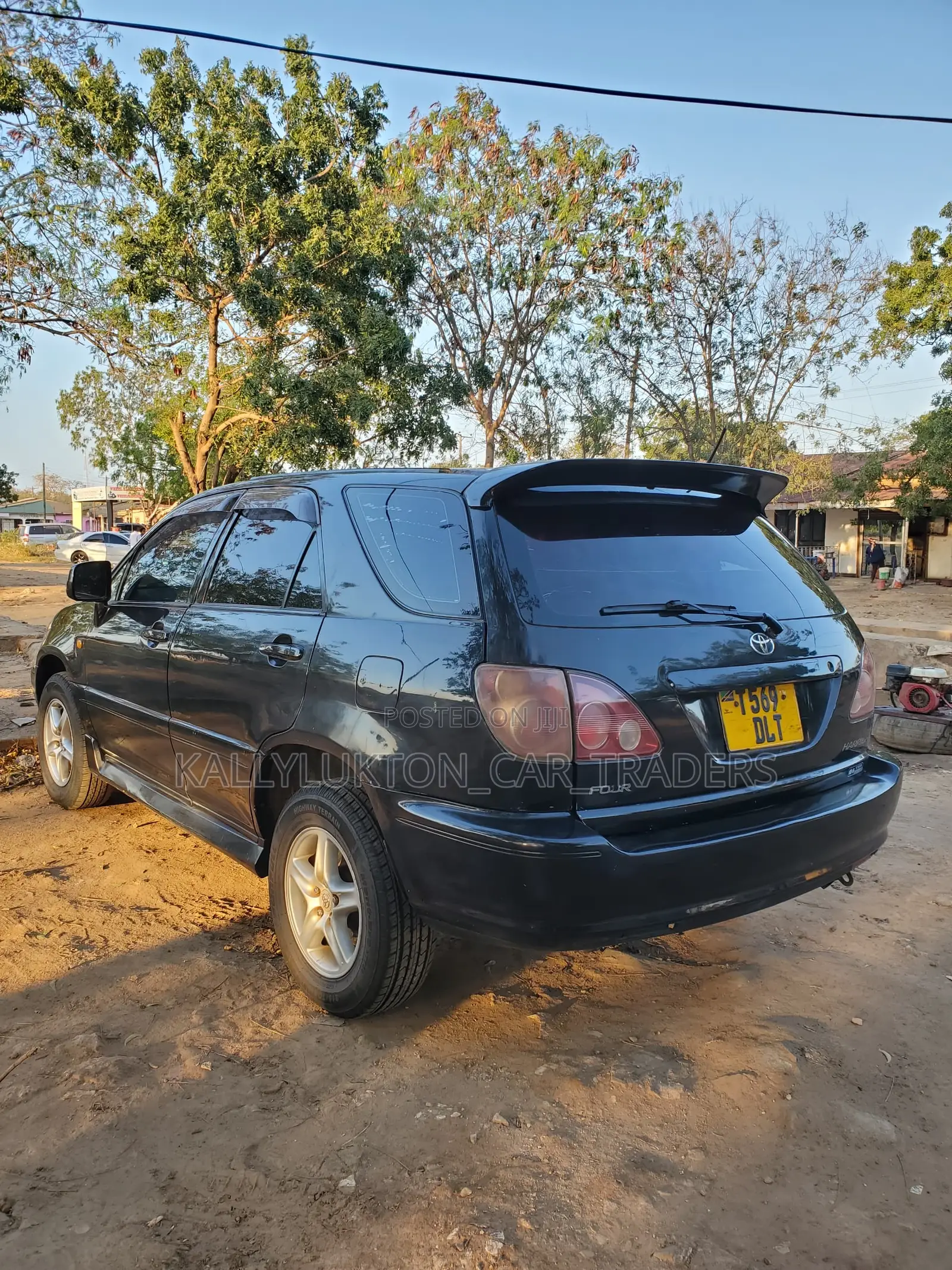 Toyota Harrier 2004 Black