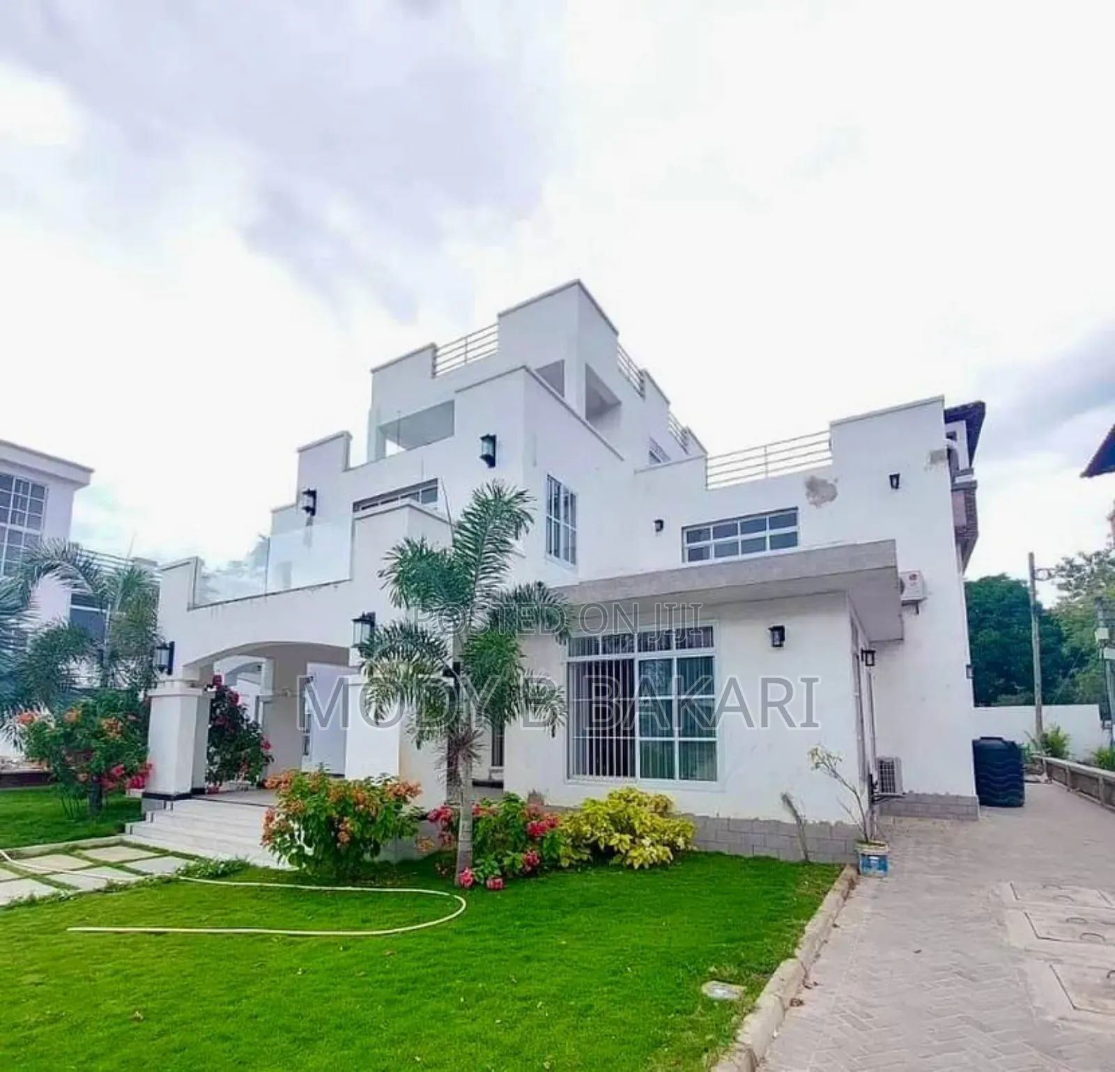 Furnished 4bdrm Villa in Mikocheni for rent