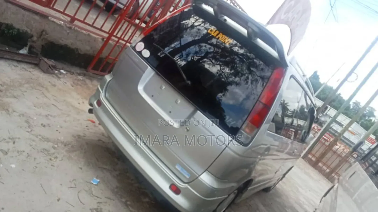 Toyota Noah 2001 Silver
