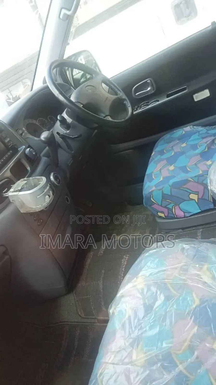Toyota Noah 2001 Silver