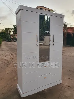 Kabata Classic Milango Mitatu