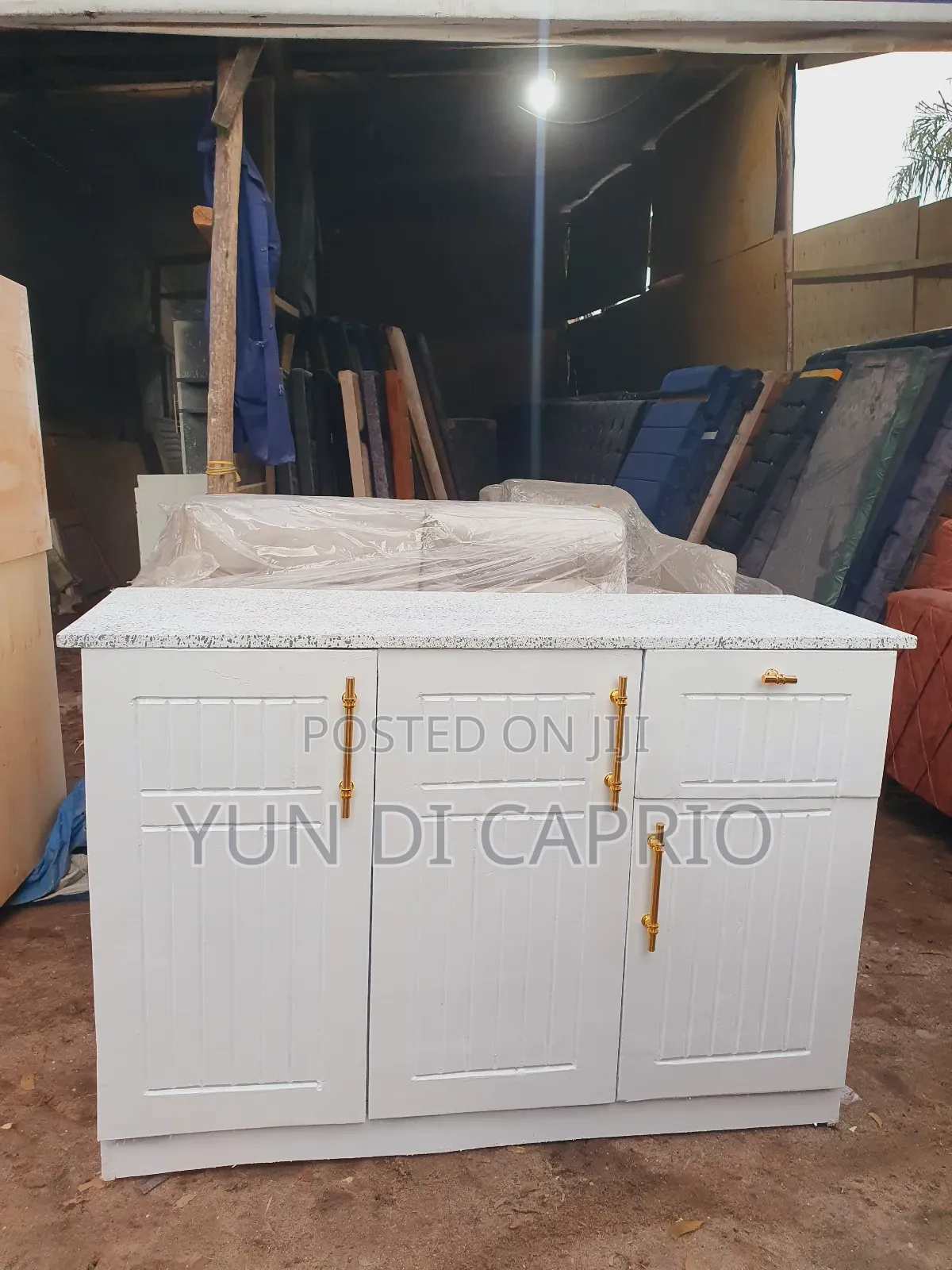 Kitchen Cabinet Classic Mpya