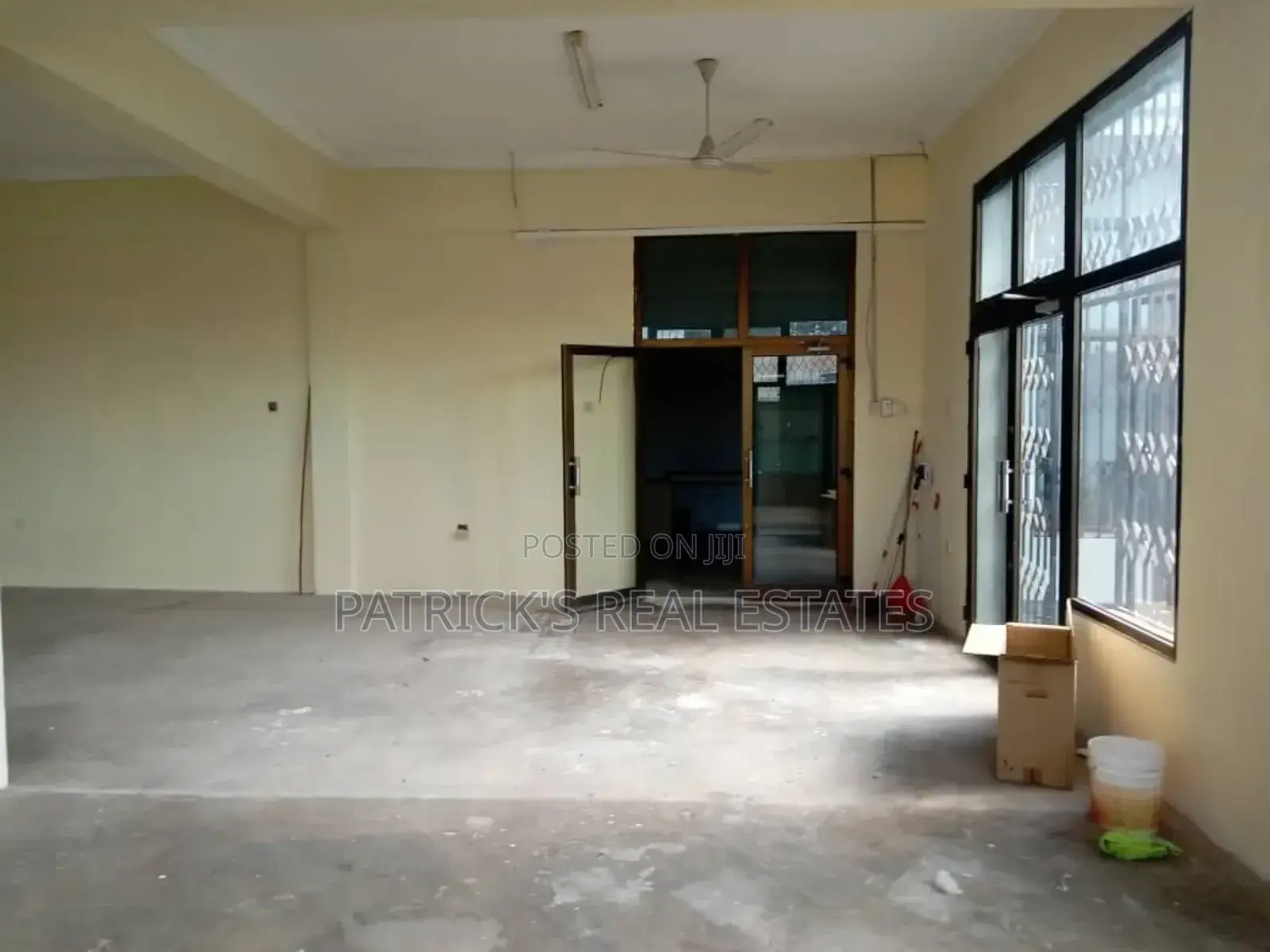 Commercial/Residense House for Sale