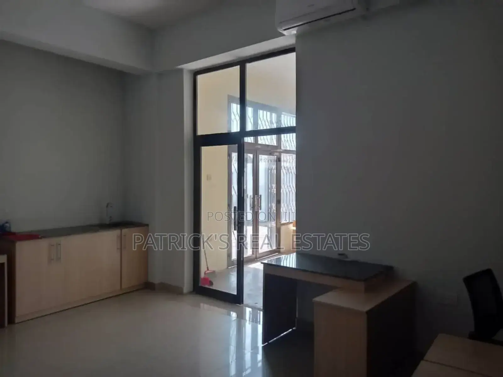 Commercial/Residense House for Sale