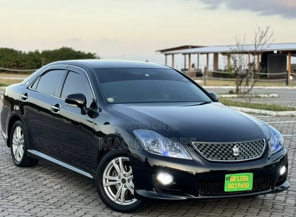Toyota Crown 2008 Black