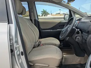 Toyota Ractis 2009 Silver